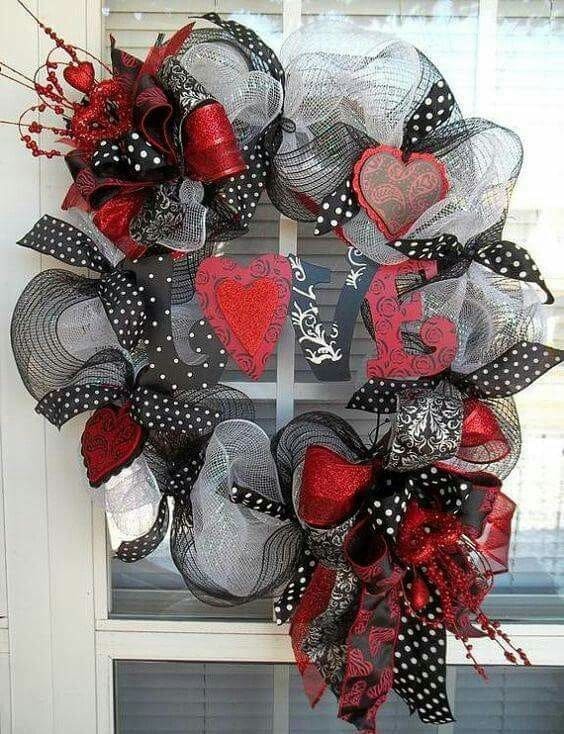 Black and red valentines day wreath