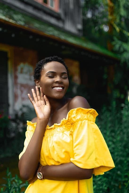 Yellow dress senior picture