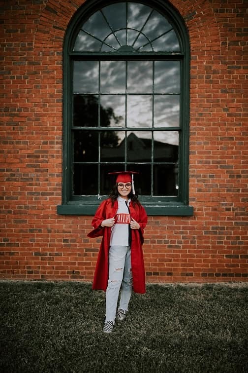 Girls graduation picture