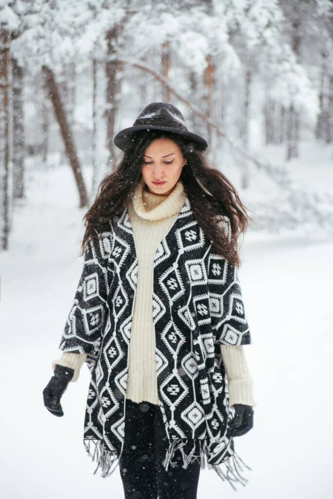 women with scarf for winter senior pictures